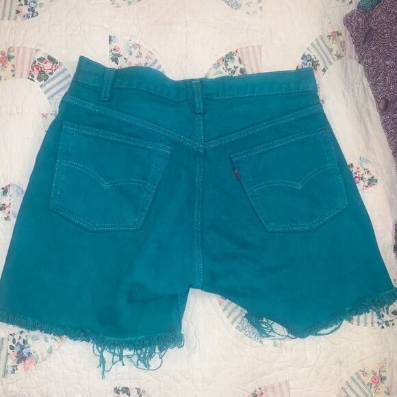 70’s LEVI'S TEAL Overdyed Denim CUTOFF Jean Shorts Boho Hippie Festival - Picture 3 of 8